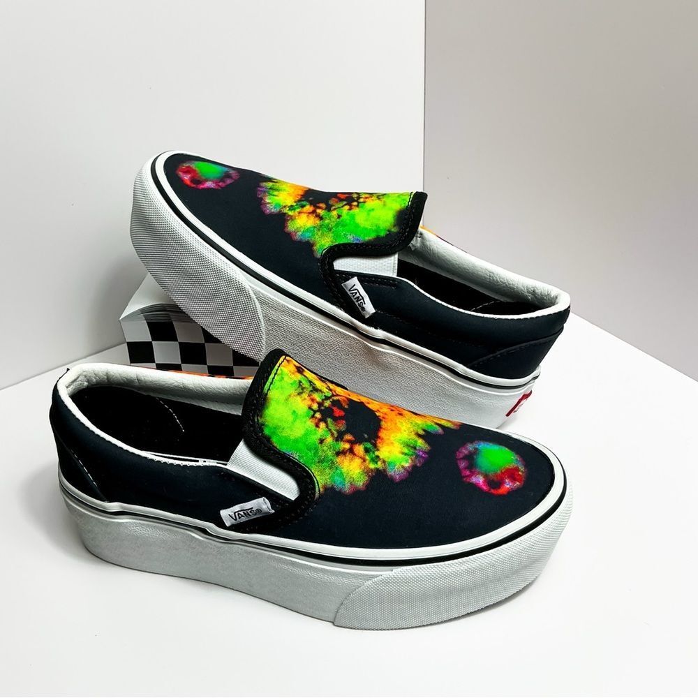 VANS Classic Slip-On Stackform in Paradoxical Tie-Dye